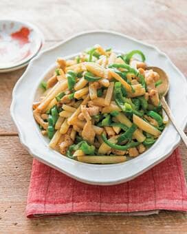 カリスマ家政婦・志麻さんの鶏ジャガのチンジャオロース