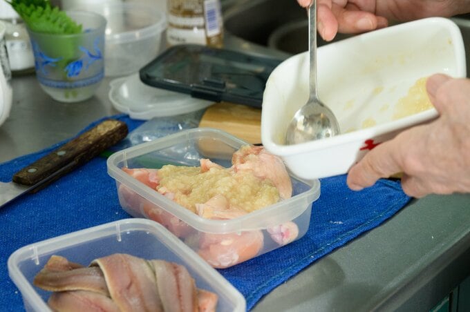 塩麹で食材を保存