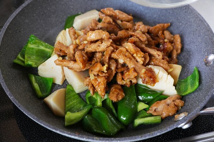 フライパンで炒める