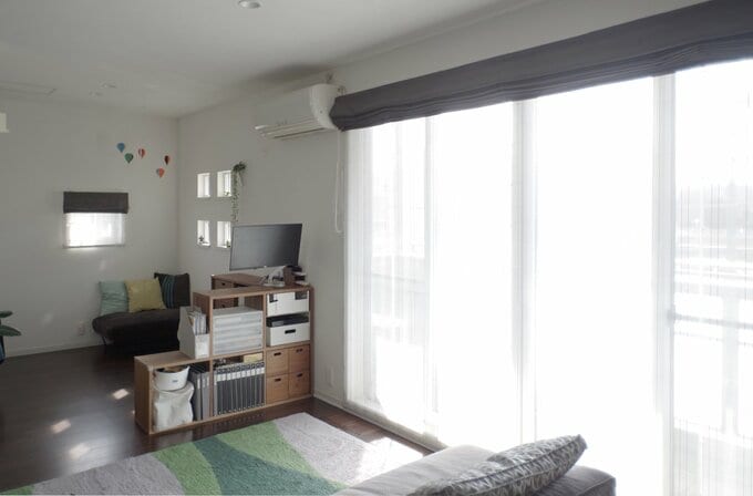 リビング掃き出し窓のシェード