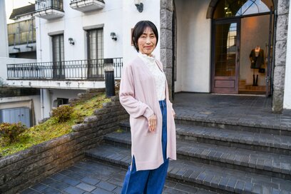 60代におすすめ「ハニーズ」全身1万円コーデ。“年齢悩み”もしっかりカバーする服選びのコツ