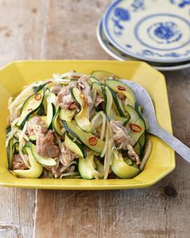 食べごたえ満点低糖質。旬のズッキーニを使ったラクやせレシピ