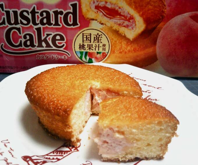 ロッテの「桃のカスタードケーキ」