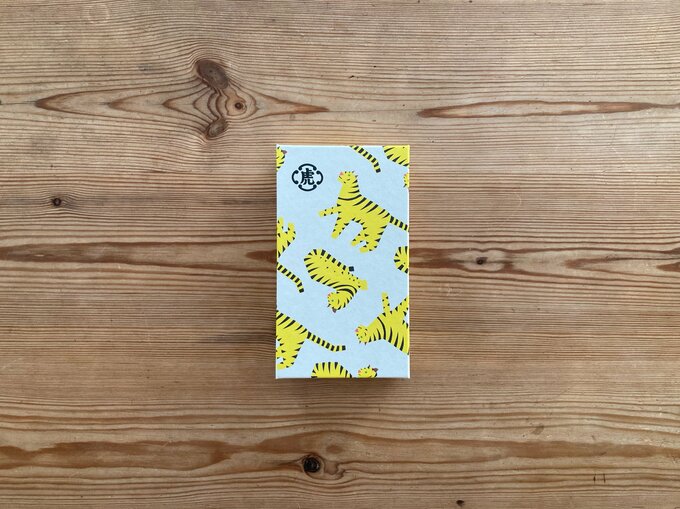 とらやの羊羹のパッケージ