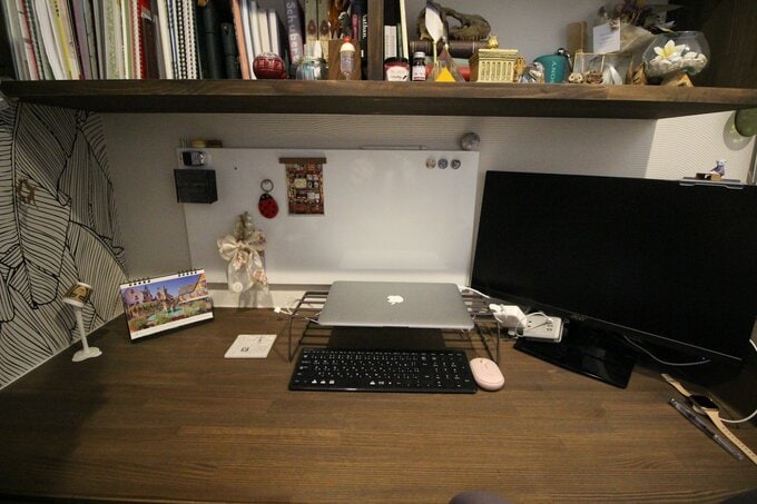 パソコンとデスク