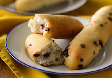 サクッとおいしい米粉の「バナナチョコスティックパン」。1時間で焼きたてが楽しめるレシピ