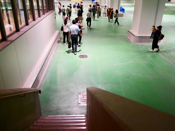 せり場に下りることができました