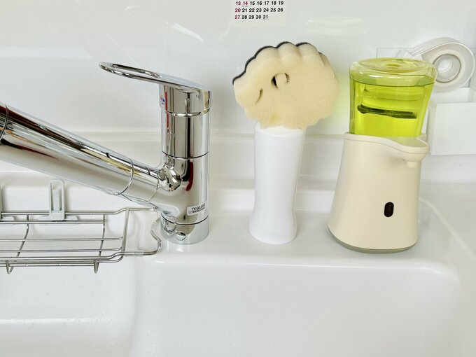 せのおさん食器洗剤とスポンジ