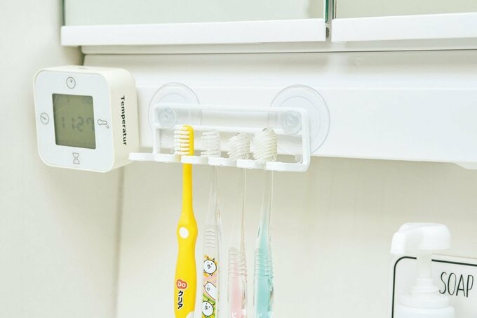 吸盤トゥースブラシスホルダー