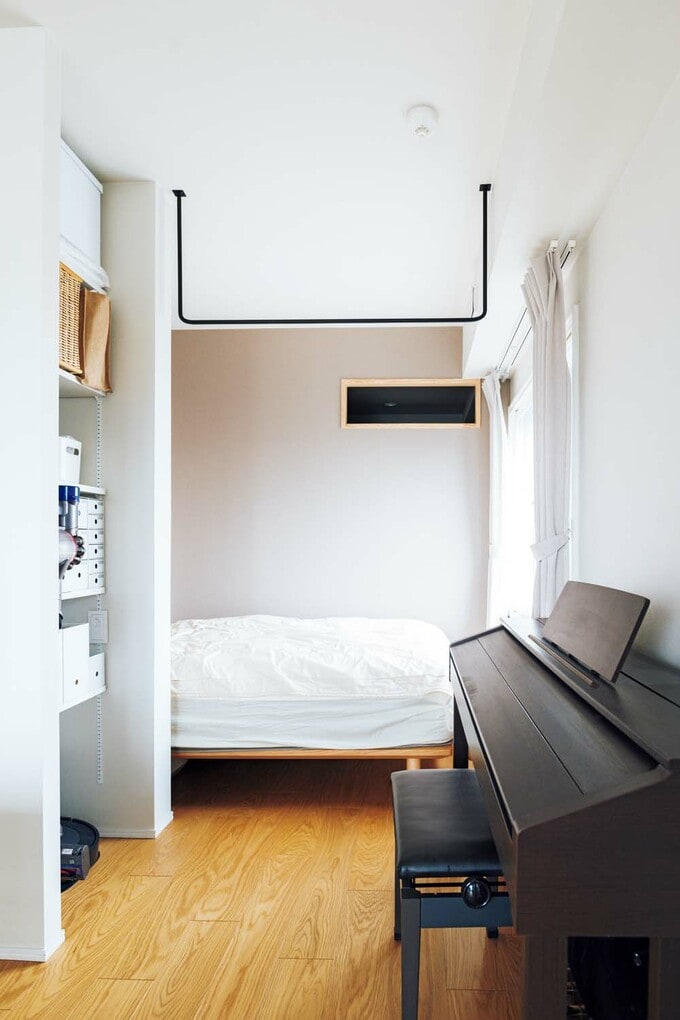 妻のベッドスペース