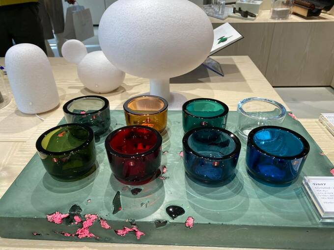 人目を引く持続可能な什器