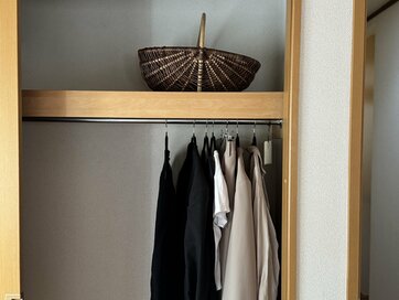 毎日の掃除機がけ、細かすぎる収納、洗濯物たたみは「やめて」正解。当たり前を手放して家事も心も余裕ができた