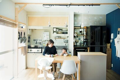 1LDK賃貸でも収納に困らない！DIY達人のすごワザ