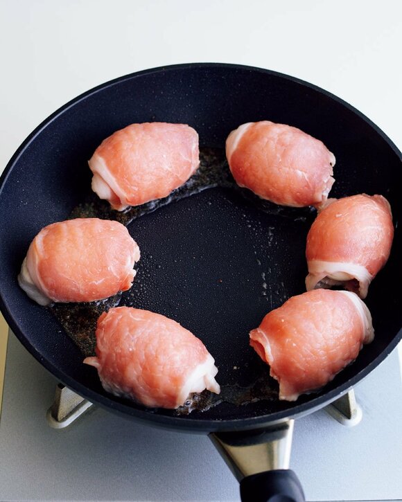 フライパンにお肉