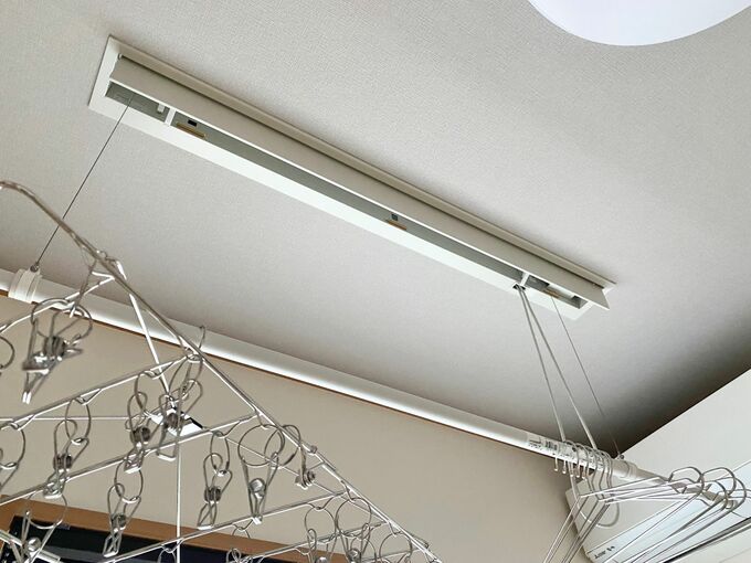 天気に左右されずに洗濯物が干せる室内干しスペース