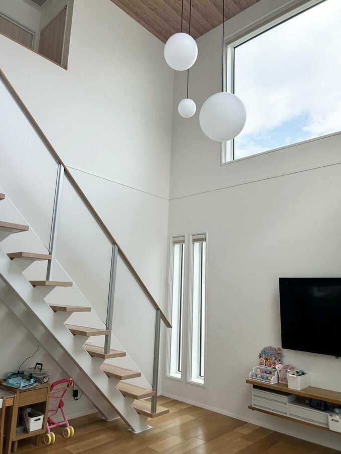 オープンなリビング階段