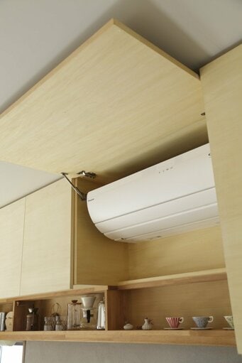 エアコンを目隠し