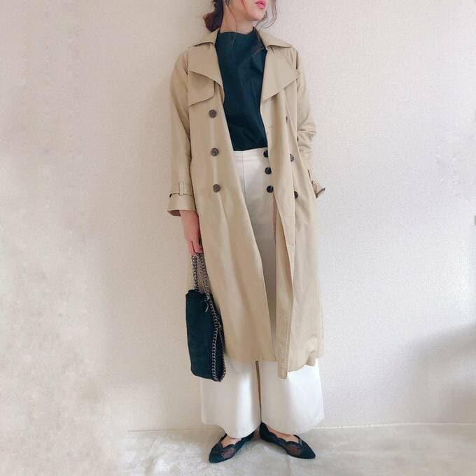 トレンチコートに合わせてもかわいくまとまる