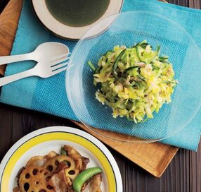 キャベツとキュウリを塩もみ冷凍で、シャキシャキの簡単副菜に！