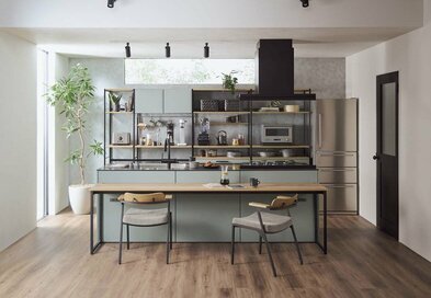 対面カウンターつきシステムキッチン4選！会話が弾む、配膳＆片づけラク