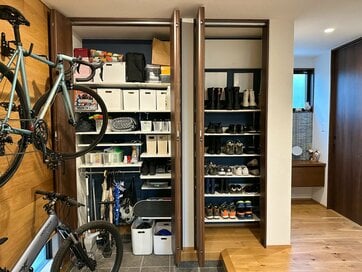 シュークロークはゲタ箱より、片づけ＆掃除しやすい。2年使って大満足の仕組み