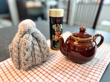 秋は「食器棚整理」の季節。お気に入りの器を手前に集めて、おいしい食材と料理を楽しむ