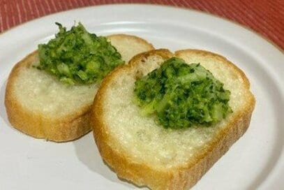 笠原将弘さん直伝「旬のブロッコリー」の最高の食べ方。驚くほどおいしい“ソース”も：12月に読みたい記事