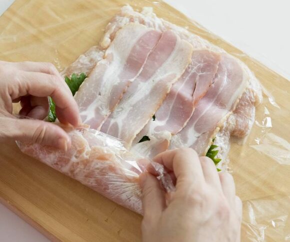 ロールサラダチキン