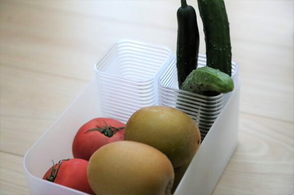 立てて収納する