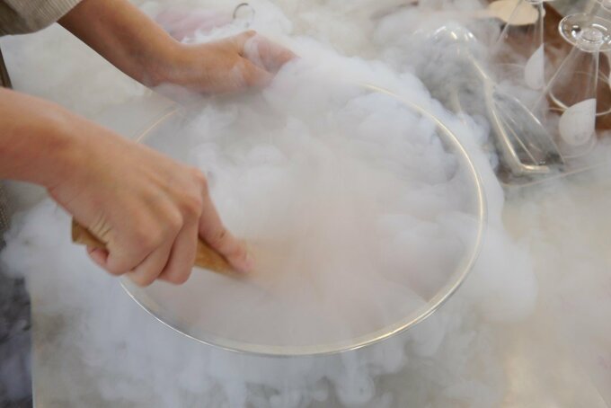 マイナス196℃の液体窒素