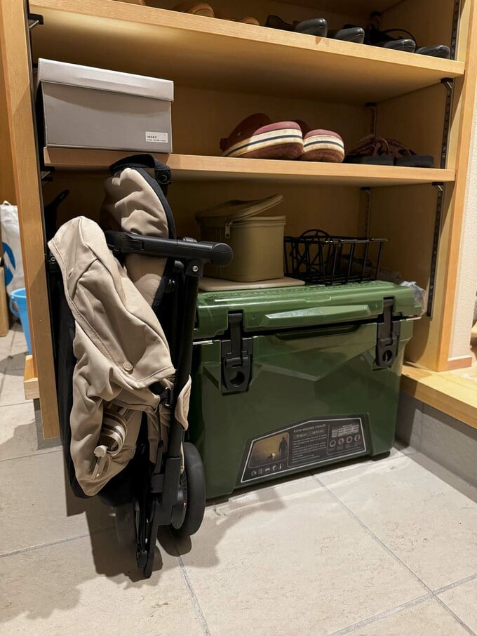 シューズクロークのベビーカー