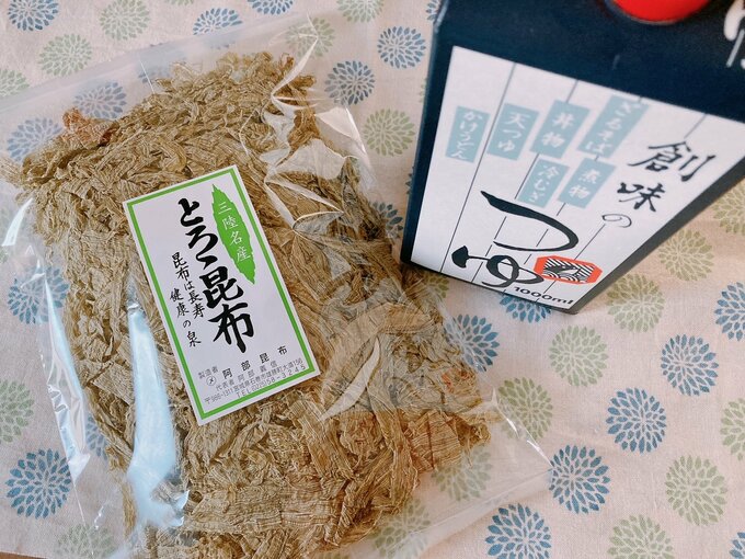 とろろ昆布