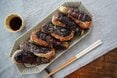 とろっとジューシーでやみつきに！保存袋で簡単「ナスのはさみ揚げ」レシピ