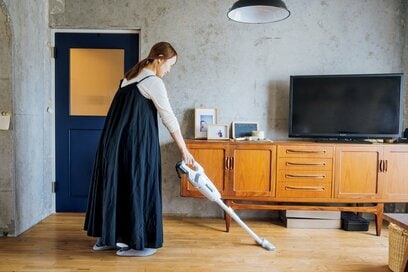 家がきれいな理由は「掃除機の置き場」だった。日々の暮らしをラクにする工夫をのぞき見