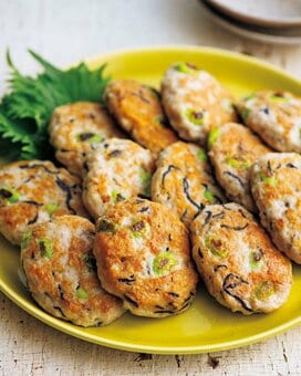 しっとりやわらかな糖質オフの塩つくね。お弁当のおかずにもぴったり！