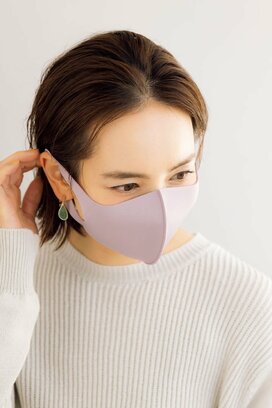 マスク時代のアイメイク。「グレーのアイライナー」で自然な印象に