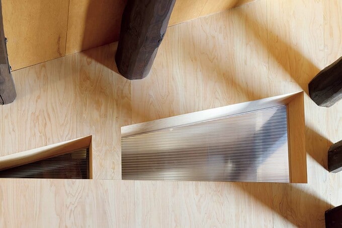 ポリカの間仕切り