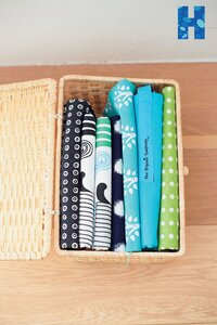 キッチンではなくキャビネットへ収納