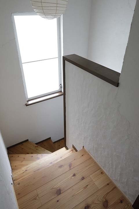 DIYで漆喰を塗った壁