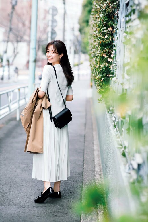 オールホワイト