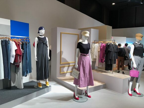 赤のギンガムチェック