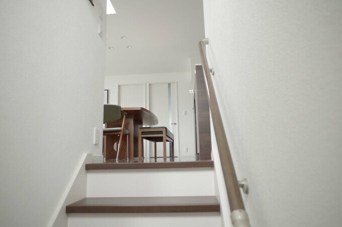 階段から見た2階LDK