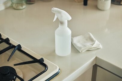 40代、「暮らしが好転した習慣」7つ。心のモヤモヤは掃除ですっきり