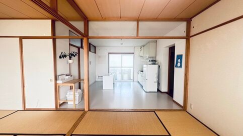 母子3人「ものが少なくても満たされる」すっきり暮らし。衝動買いをしなくなった思考