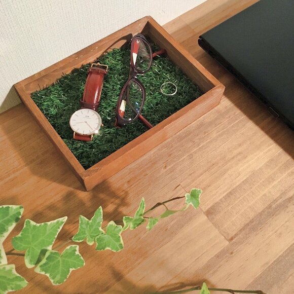 100円グッズでつくったリビングの小物置き