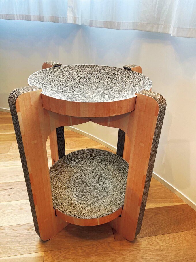 段ボール製の爪研ぎ