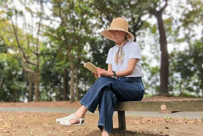 里和さん麦わら帽子