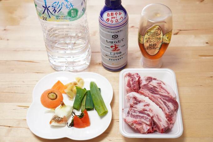 調味料とお肉など