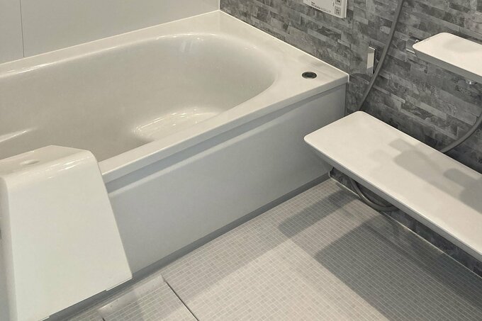 人工大理石の浴槽