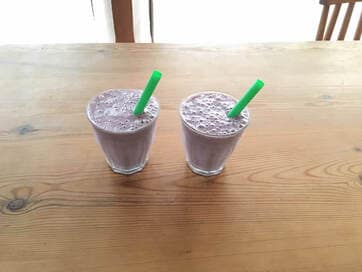 「冷蔵庫に残っているジャム」の活用法！ミキサーにかけて簡単ジュース